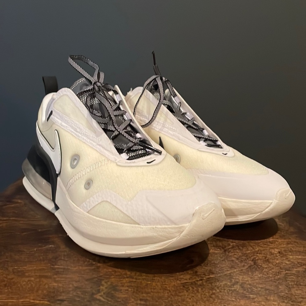 Nike Air Max Up Audacious Air Running Shoes